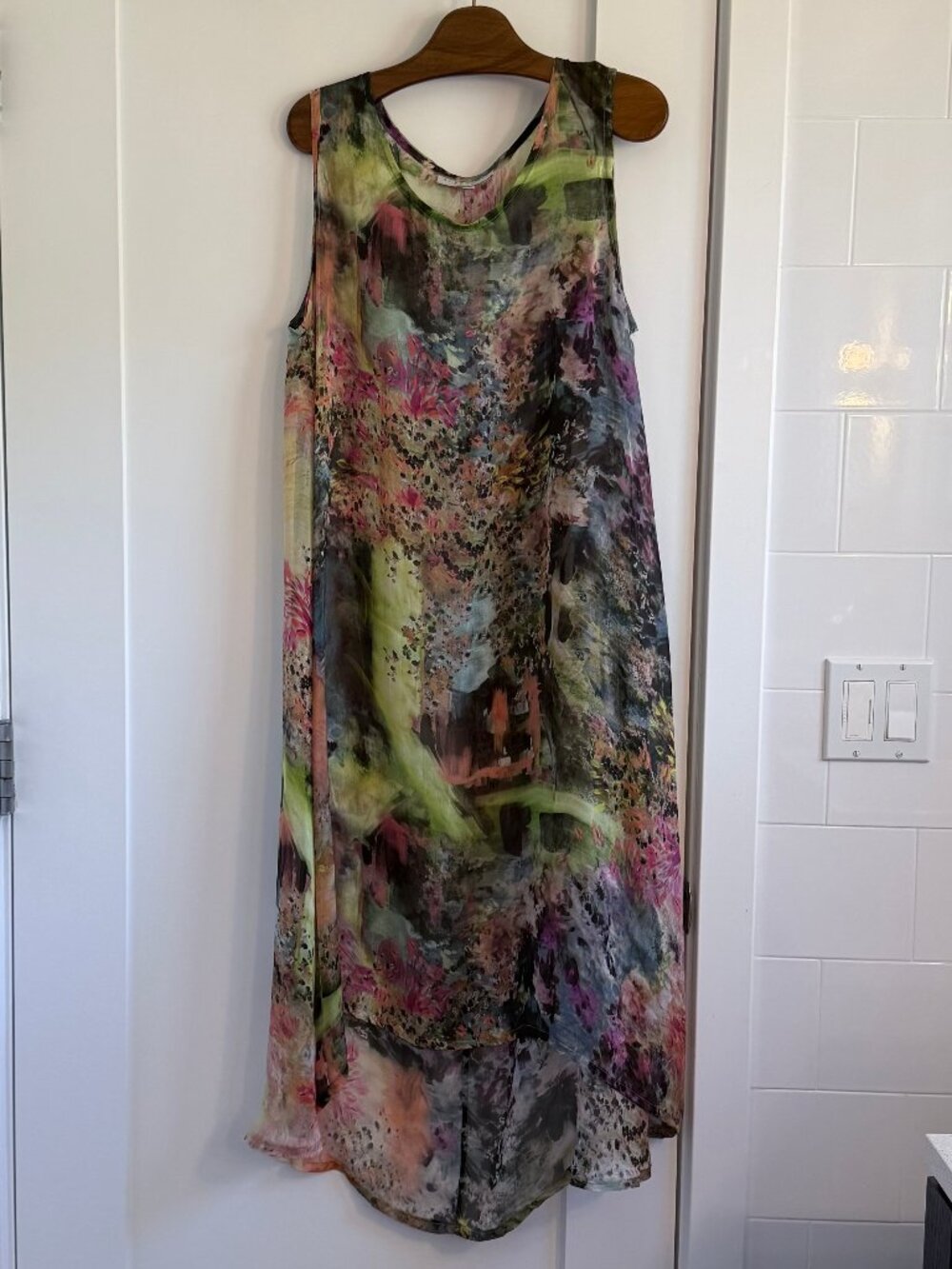 Sexy, Stunning Summer Bryn Walker Sheer Silk Maxi Dress Size Medium